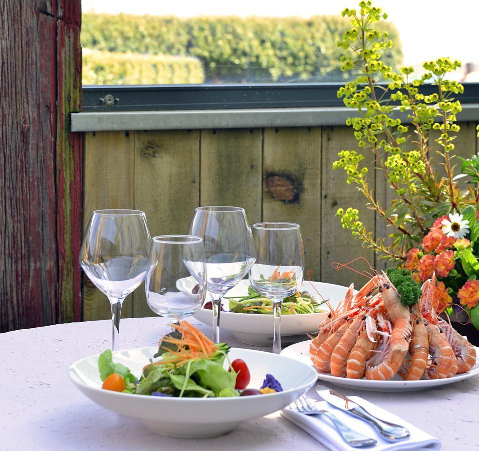 Hotel Restaurant Le Cap Barneville-Carteret Exterior foto